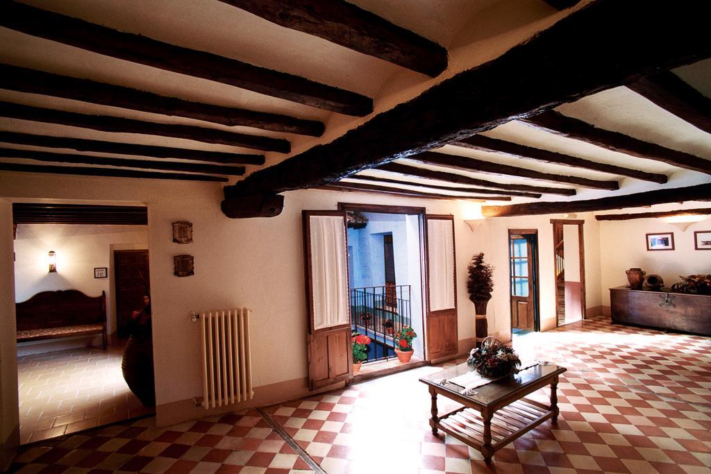 Hospederia Meson De La Dolores Calatayud Esterno foto